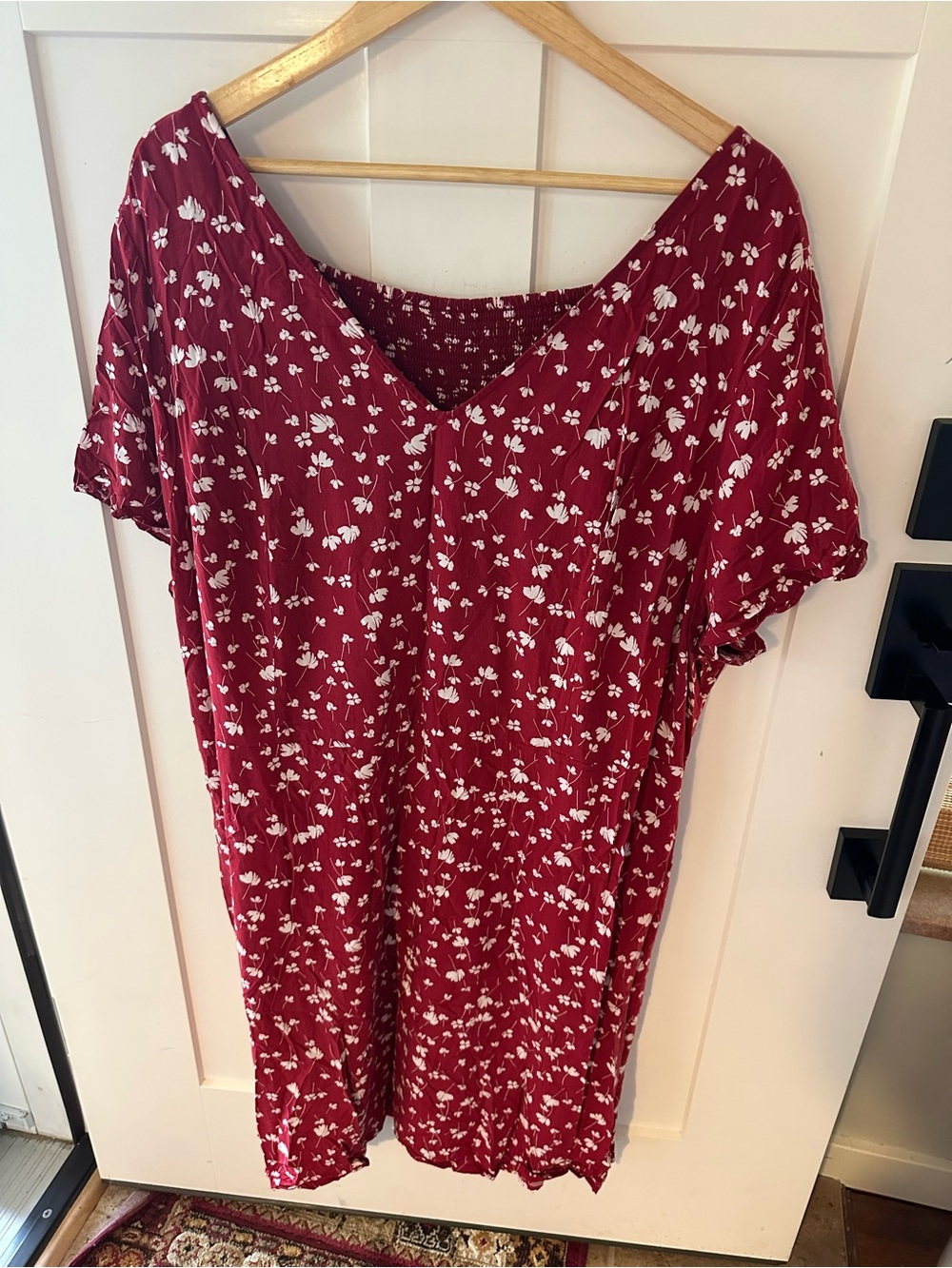 Old Navy Burgundy Red Floral Short Sleeve Dress